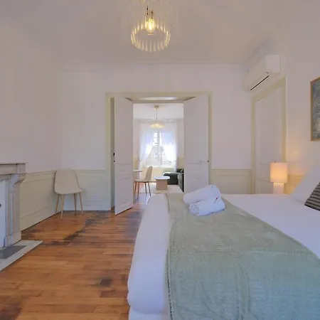 Apartman L'ecrin Des Sacres - Cathedrale *
